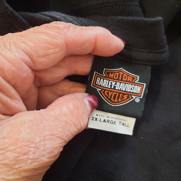 Harley-Davidson Black and Gold Short Sleeve Tee Cincinnati Ohio 2X Tall - Picture 6 of 8